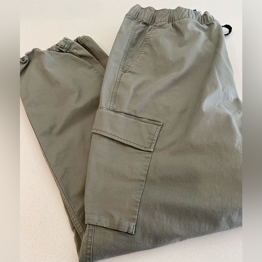 Old Navy cargo pants
